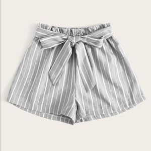 Romwe Striped Tie Shorts (S)